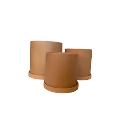 DECOGREEN - SET 3 MACETEROS Y PLATOS TERRACOTA CILINDRO S+M+L.