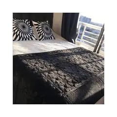 GENERICO - Piecera de Cama Polar con Tela Reversible - Negro