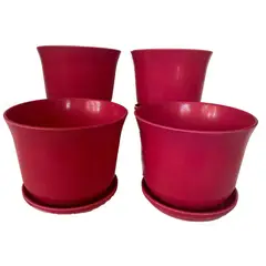 DECOGREEN - SET DE 4 MACETEROS BIODEGRADABLES CURVOS ROJO CON PLATO.