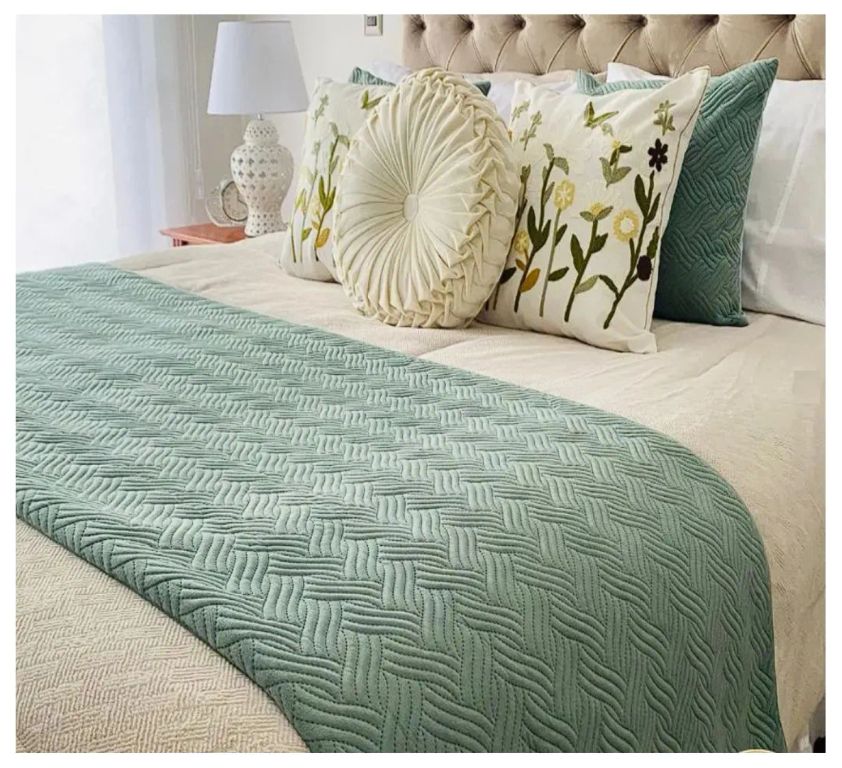 GENERICO Piecera Plush Diseño Menta 210x70 para King o 2Plazas