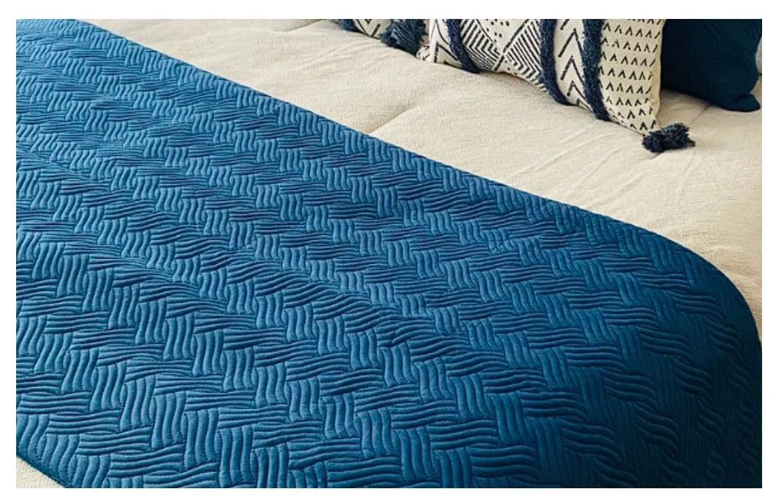 GENERICO Piecera Plush Diseño Azul Ultramar 210 x 70 para King o 2Plazas