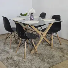 CORI CORI - Comedor Medlock Vidrio 140x90 + 4 Sillas Eames Negro