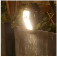 STARTECHOFFICE - Luz Solar LED Clip Mejor Elección Exteriores 75 lm/w 6000K Luz Cálida