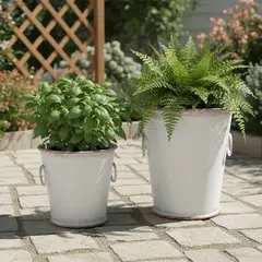 BRIC - Maceteros o Adornos de metal