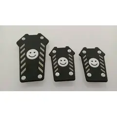 GENERICO - Set cubre pedales auto 3 piezas aluminio y goma carita gris