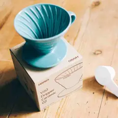 HARIO - Cafetera V60 02 (Cerámica Azul) - Dripper para Café de Especialidad