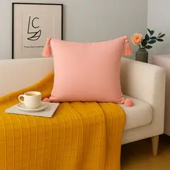 ALTERNATIVE - Funda De Cojín Diseño Moderno Rosa Con Borlas 45x45 Cm 615.