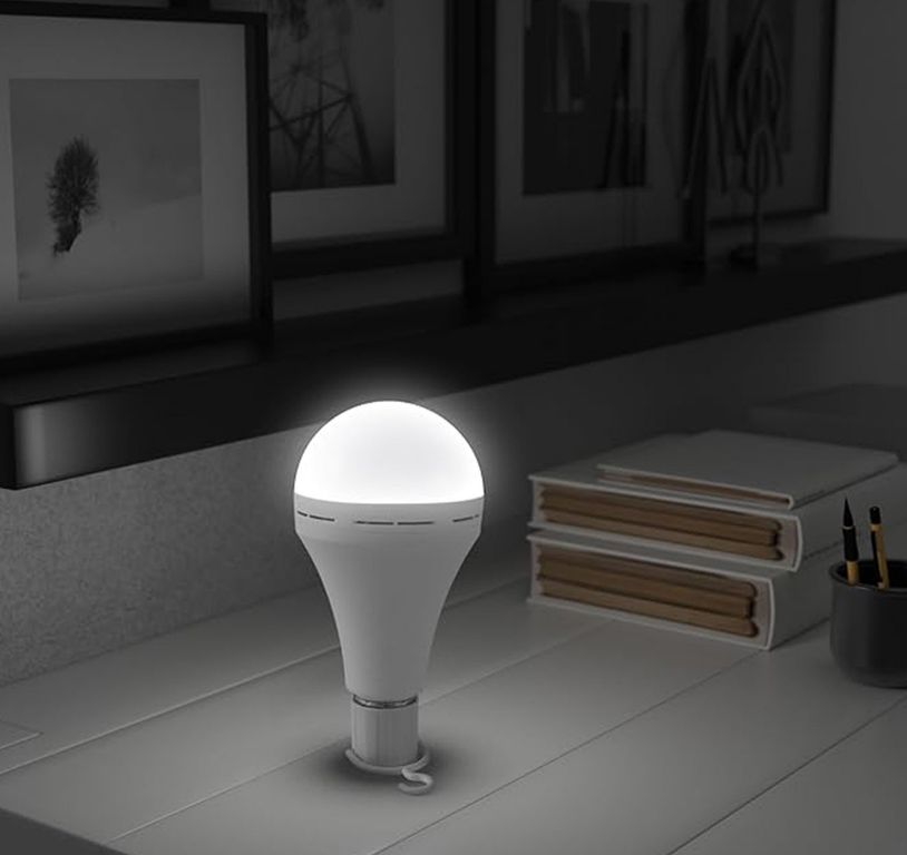Ampolleta LED de Emergencia 12W E27 Recargable x 3