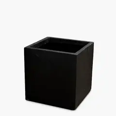 FORM DESIGN - Macetero Patagonia 40 Negro Form