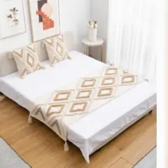 ANGELES DEL HOGAR - PIECERA BOHO CON BORLAS MÁS DOS FUNDAS 70X210CM