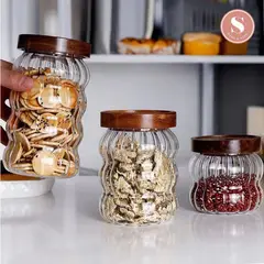 SANTU HOME & DECO - Frascos de Vidrio Tapa Madera y Ondas Set 3un