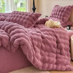 GENERICO - PLUMON VIOLETA IMITACION PIEL DE CONEJO CON CHIPORRO 2 PLAZA.