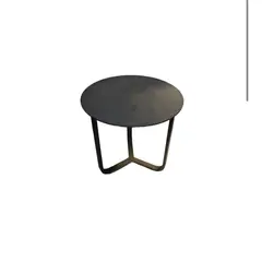 TODO TERRAZA - Mesa lateral para reposera Negra