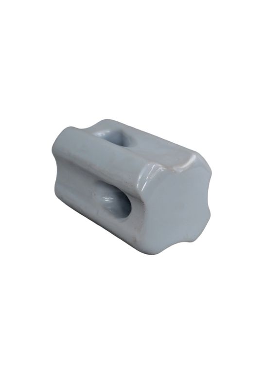 Aislador de Tensión grande 30KV 53.4KN