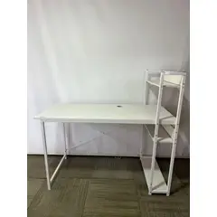 GENERICO - Escritorio blanco con repisas
