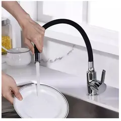 TAUMM - Llave Lavaplatos Monomando Cuello Flexible Negro