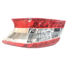 NISSAN - Farol Trasero Derecho Sedan Sentra 2013-2015