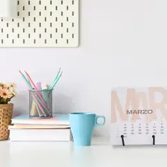 LAFANTINA - CALENDARIO DE ESCRITORIO CON PEDESTAL TAUPÉ