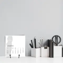LAFANTINA - CALENDARIO DE ESCRITORIO CON PEDESTAL GRIS