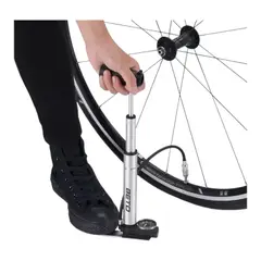 BETO - Bombin Con Manómetro Aluminio