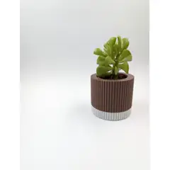 GENERICO - Pequeño Macetero Moderno