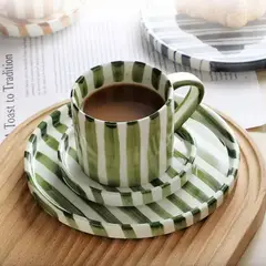 SANTU HOME & DECO - Set de Platos y Tazas Rayas Vintage Verde