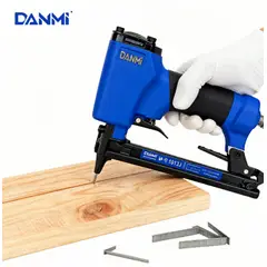 DANMI - Pistola Clavadora Neumatica 13-22mm