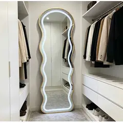 GENERICO - Espejo Pedestal Onda Con Luz Led 160x60cm
