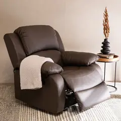 BASEMENT HOME - Sillón Berger Lucas Cuero