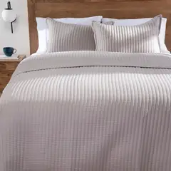 BASEMENT HOME - Cubrecama Rod