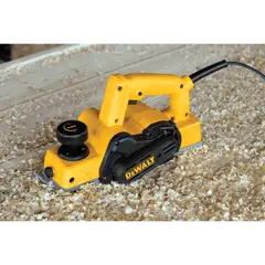 Dewalt - Plaina 550W D26676 220V