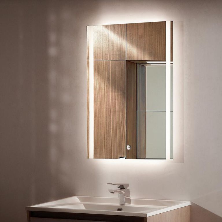 Espejo Berlin con luz reloj y desemp 60X80 cm