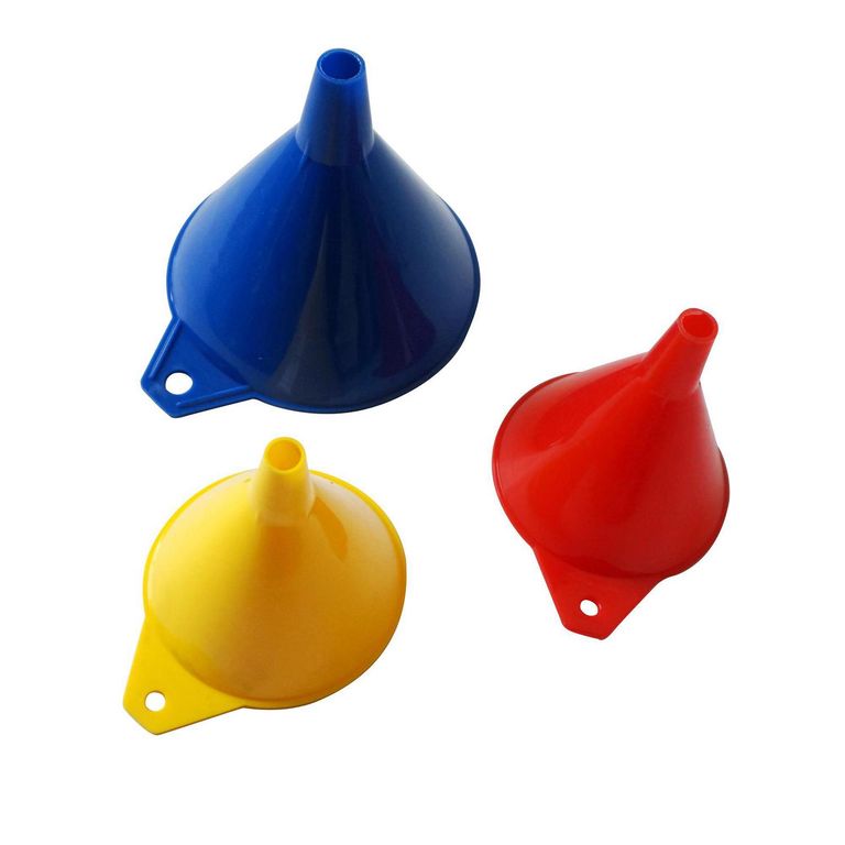 Set de 3 embudos plasticos