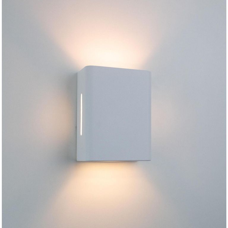 Apliqué Exterior Fussen 2 Aletas Laterales 7 W IP44 Luz Cálida o fría