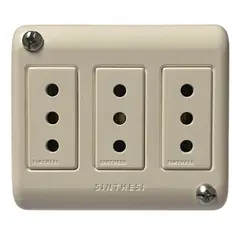 SINTHESI - Casquete tomacorriente 10a triple armado S17 blanco
