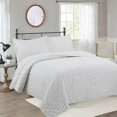 JUST HOME COLLECTION - Combo Cubrecama Quilt/Sábana Blanco