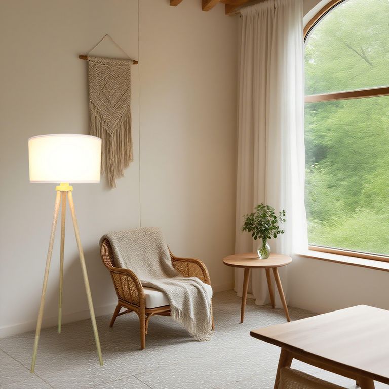 Lampara de Pie Trípode Madera Balush 40x149 cm